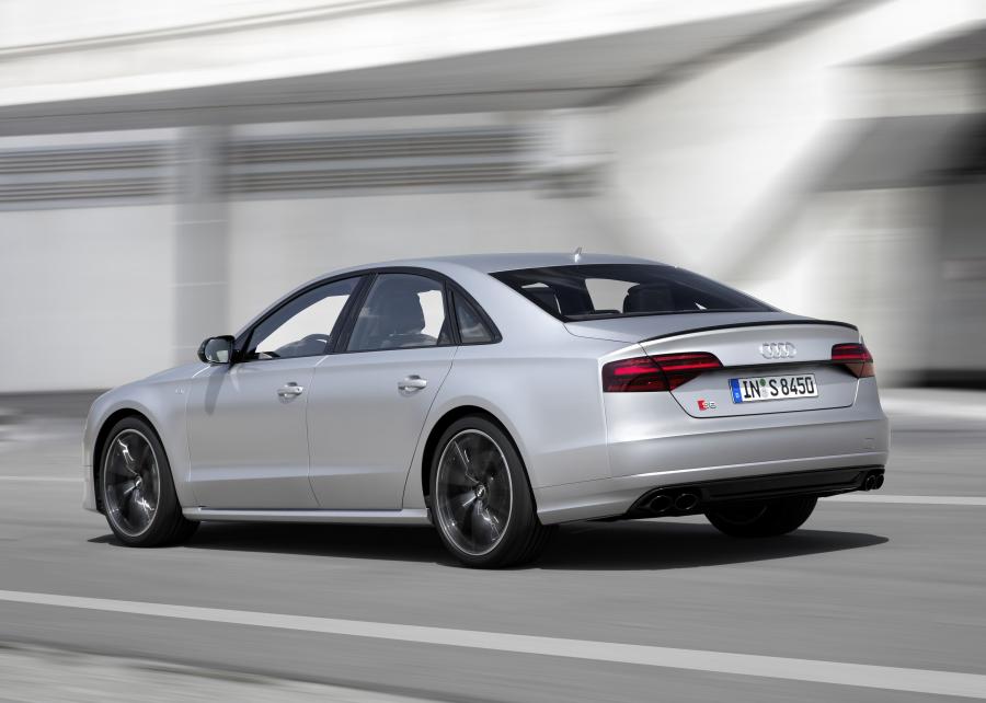  Audi S8 Plus (D4) 2015 года  (WW) (фото 25 из 47)